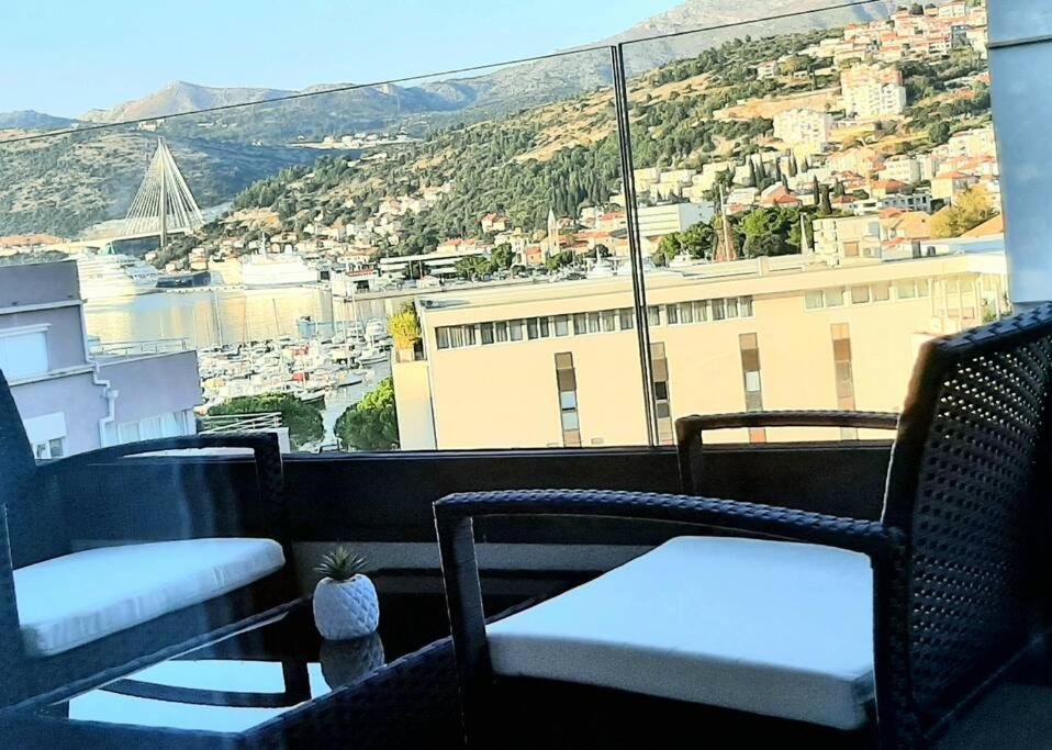 Gorgeous Dubrovnik Sea View Apartment With Free Parking Eksteriør bilde