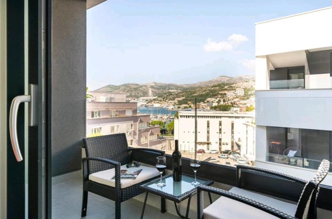 Gorgeous Dubrovnik Sea View Apartment With Free Parking Eksteriør bilde